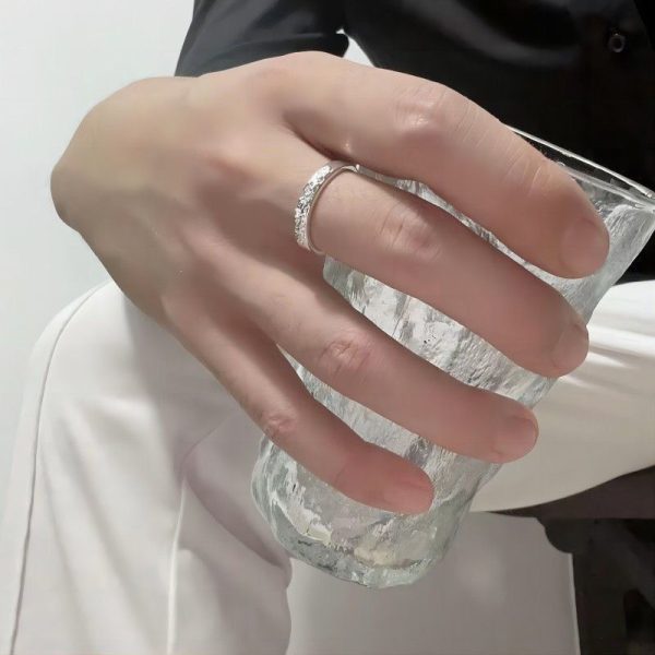 Wear this powerful Pi Xiu ring on your left hand to invite career success and positive energy.