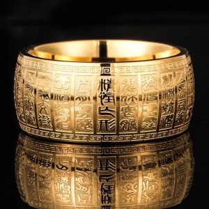 Sacred Eight Great Divine Mantras etched on the ring’s surface, symbolizing protection and fortune.